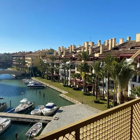 Apartamento Con Terraza Sobre La Marina De Sotogrande San Roque  Esterno foto
