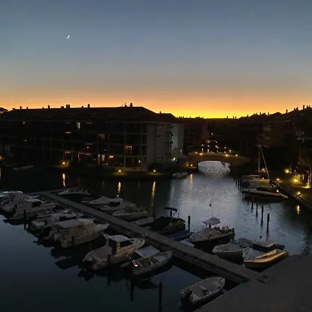 Apartamento Con Terraza Sobre La Marina De Sotogrande San Roque  Esterno foto