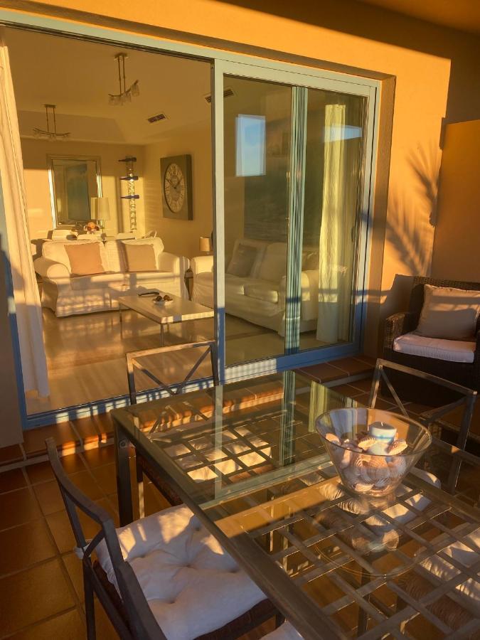Apartment Con Terraza Sobre La Marina De Sotogrande San Roque (Andalucia)